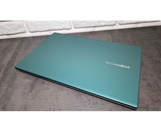 ASUS VivoBook S S533F