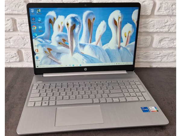 HP Laptop 15-dy2703dx